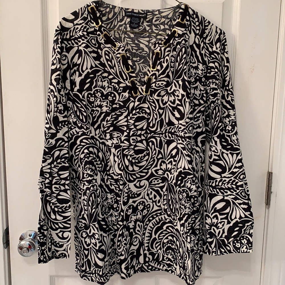 Black, White and Gold Linen Top